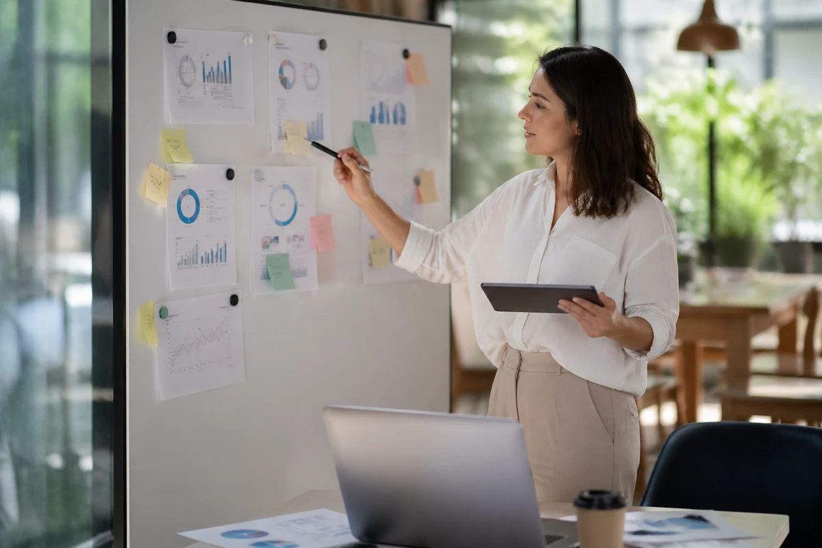 Marketing strategist planning Best Practices for Optimising Heading Tags to for an Australian business